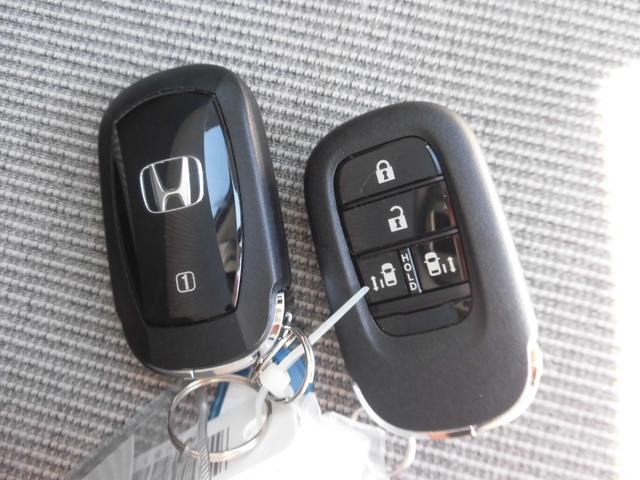 N-BOX ベースグレード 当社元デモカー 純正8インチ・コネクト対応ナビ 両側電動スライドドア サイドカーテンエアバッグ フルセグTV Bluetoothオーディオ リアカメラ 衝突軽減システム スマートキ- イモビライザー(8枚目)