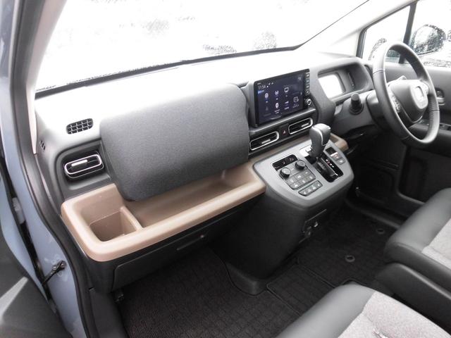 フリード エアーEX 当社元デモカー 純正9インチ・コネクト対応ナビ ブラインドスポットインフォメーション 両側電動スライドドア リアクーラー シートヒーター カーテンエアバッグ フルセグTV Bluetoothオーディオ(26枚目)