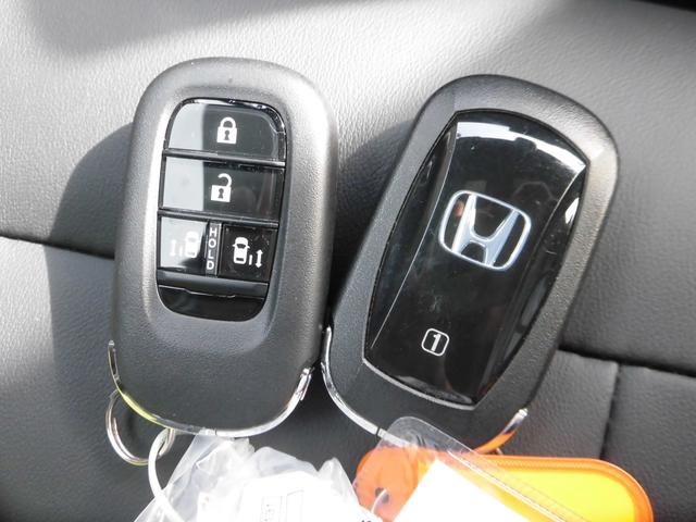 N-BOXカスタム コーディネートスタイル 当社元デモカー 純正9インチナビ(LXU-247NBi) ETC 両側電動スライドドア シートヒーター サイドカーテンエアバッグ AppleCarPlay フルセグTV DVD再生 リアカメラ LED(8枚目)