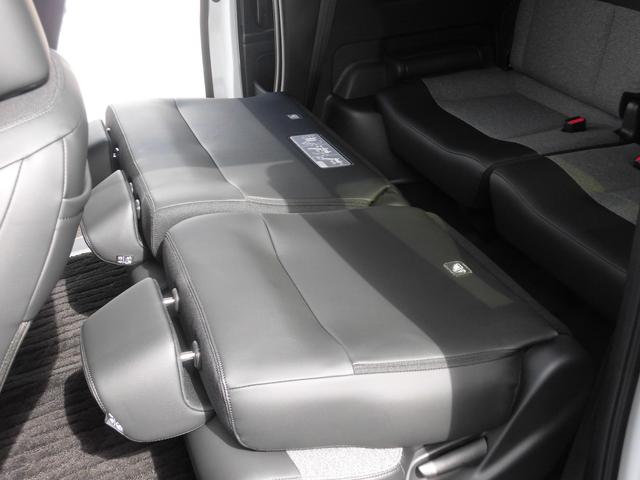 フリード エアーEX 元試乗車 純正ナビ ホンダセンシング LEDヘッドライトETC バックモニター リアクーラー 盗難防止システム 両側パワースライドドア 横滑り防止装置 クルコン フルセグ ETC車載器 オートエアコン(40枚目)