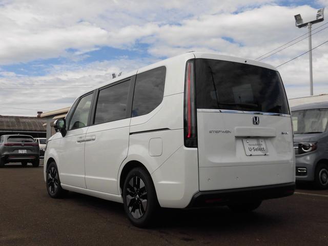 ステップワゴン e:HEVエアーEX 元試乗車 純正ナビ ホンダセンシング LEDヘッドライトETC クリアランスソナー パワーテールゲート スマートキー フルセグTV バックカメラ アイドリングストップ オートクルーズコントロール(7枚目)