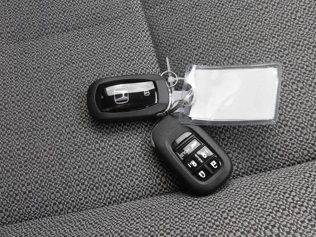 ステップワゴン e:HEVエアーEX 元試乗車 純正ナビ ホンダセンシング LEDヘッドライトETC クリアランスソナー パワーテールゲート スマートキー フルセグTV バックカメラ アイドリングストップ オートクルーズコントロール(11枚目)