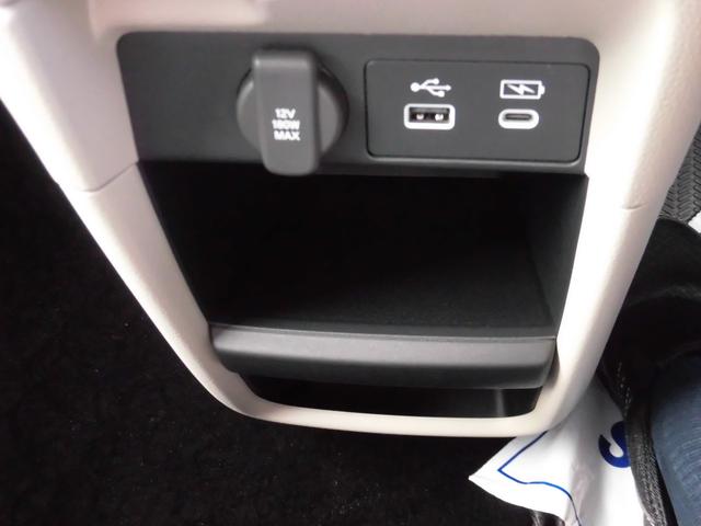 ステップワゴン e:HEVエアーEX 元試乗車 純正ナビ ホンダセンシング LEDヘッドライトETC クリアランスソナー パワーテールゲート スマートキー フルセグTV バックカメラ アイドリングストップ オートクルーズコントロール(18枚目)