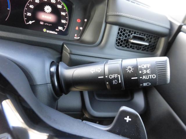 ステップワゴン ｅ：ＨＥＶスパーダ　純正ナビ　リア席モニター　ＥＴＣ　ホンダセンシングＬＥＤヘッドライト　デュアルエアコン　フルオートエアコン　ＥＳＣ　シートヒータ　キーフリー　ＬＥＤヘッドランプ　イモビ　ＡＢＳ　リアカメラ　スマートキ（22枚目）