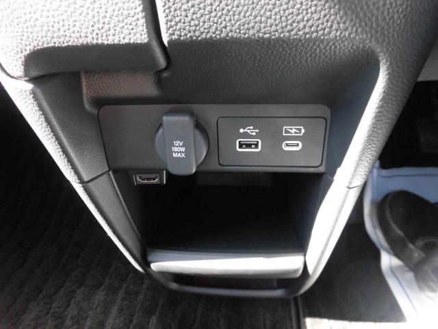 ステップワゴン ｅ：ＨＥＶスパーダ　純正ナビ　リア席モニター　ＥＴＣ　ホンダセンシングＬＥＤヘッドライト　デュアルエアコン　フルオートエアコン　ＥＳＣ　シートヒータ　キーフリー　ＬＥＤヘッドランプ　イモビ　ＡＢＳ　リアカメラ　スマートキ（24枚目）