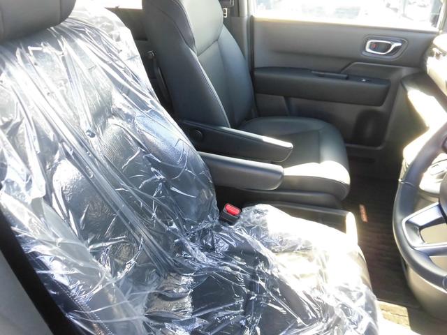 ステップワゴン ｅ：ＨＥＶスパーダ　純正ナビ　リア席モニター　ＥＴＣ　ホンダセンシングＬＥＤヘッドライト　デュアルエアコン　フルオートエアコン　ＥＳＣ　シートヒータ　キーフリー　ＬＥＤヘッドランプ　イモビ　ＡＢＳ　リアカメラ　スマートキ（30枚目）