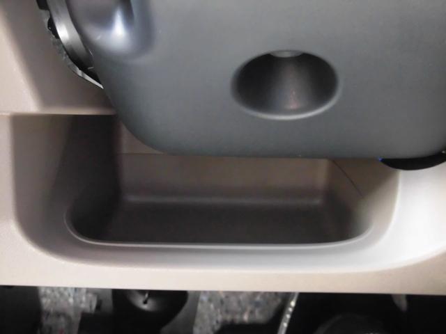 N-BOX ベースグレード(2トーン) 元試乗車 純正ナビ ホンダセンシング LEDヘッドライト 衝突軽減システム スマートキ- カーテンエアバック イモビライザー 横滑り防止 オートクルーズ キーフリー 地デジ パワーステアリング ABS(19枚目)