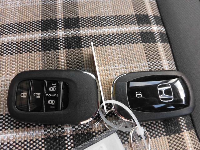 Ｎ－ＢＯＸジョイ ベースグレード　元試乗車　純正ナビ　ホンダセンシング　ＬＥＤヘッドライト　踏み間違い防止装置　Ｂカメラ　横滑り防止機能　ＬＥＤランプ　クルーズコントロール　パワーウィンドウ　前席シートヒーター　スマートキー　キーレス（12枚目）