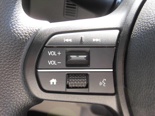 N-BOX ベースグレード 当社元デモカー 純正8インチ・コネクト対応ナビ 両側電動スライドドア サイドカーテンエアバッグ フルセグTV Bluetoothオーディオ リアカメラ エアバック 横滑り防止 4WD車 Rカメ USB(12枚目)