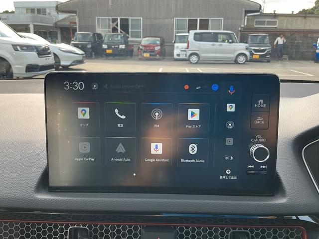 シビック RS 登録済未使用車 MT コネクトディスプレイ ホンダセンシング LEDヘッドライト コーナーセンサー Bカメラ シートヒーター フルセグTV スマートキー クルーズコントロール セキュリティアラーム(8枚目)