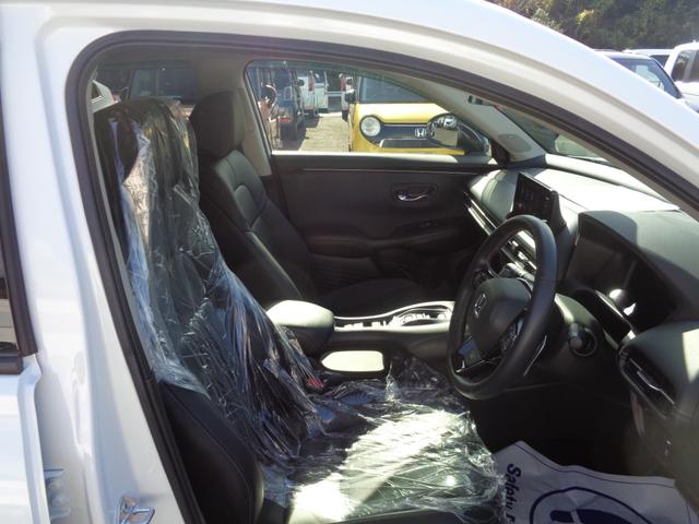 ＺＲ－Ｖ ｅ：ＨＥＶＺ　コネクトディスプレイ　ホンダセンシング　ＬＥＤヘッドライトＥＴＣ　Ｐセンサー　レザー　Ｂカメラ　ナビＴＶ　地デジ　Ｓヒーター　サポカー　ＥＴＣ車載器　パワーステアリング　スマートキー　横滑り防止（28枚目）