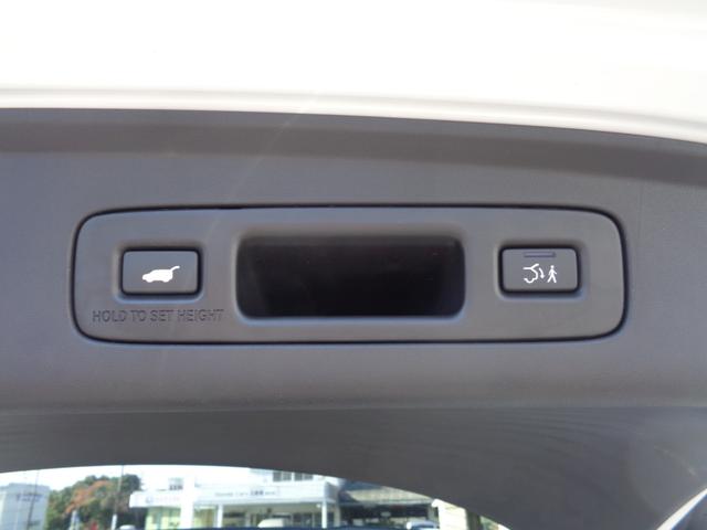 ＺＲ－Ｖ ｅ：ＨＥＶＺ　コネクトディスプレイ　ホンダセンシング　ＬＥＤヘッドライトＥＴＣ　Ｐセンサー　レザー　Ｂカメラ　ナビＴＶ　地デジ　Ｓヒーター　サポカー　ＥＴＣ車載器　パワーステアリング　スマートキー　横滑り防止（42枚目）