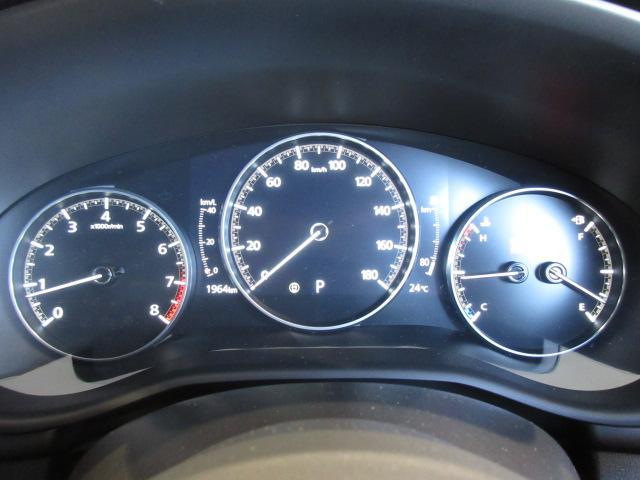 ＭＡＺＤＡ３ファストバック １５Ｓ　レトロスポーツエディション　衝突被害軽減システム　アダプティブクルーズコントロール　全周囲カメラ　オートマチックハイビーム　電動シート　シートヒーター　バックカメラ　オートライト　ＬＥＤヘッドランプ　Ｂｌｕｅｔｏｏｔｈ（4枚目）