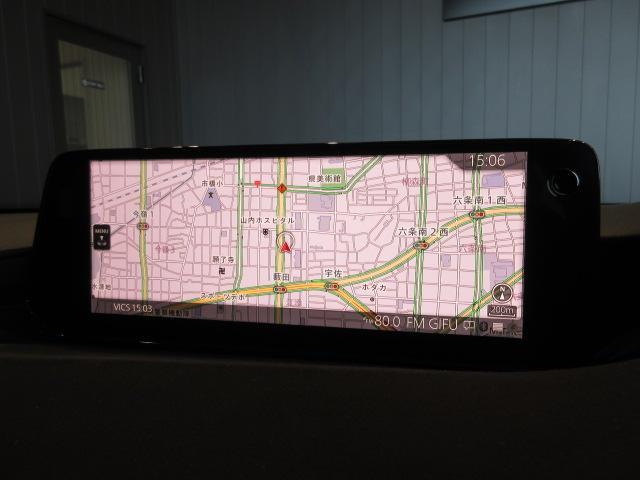 ＭＡＺＤＡ３ファストバック １５Ｓ　レトロスポーツエディション　衝突被害軽減システム　アダプティブクルーズコントロール　全周囲カメラ　オートマチックハイビーム　電動シート　シートヒーター　バックカメラ　オートライト　ＬＥＤヘッドランプ　Ｂｌｕｅｔｏｏｔｈ（5枚目）