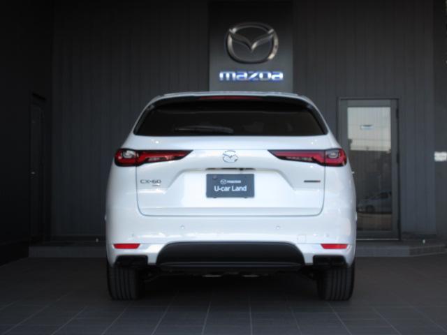 ＣＸ－６０ ＸＤ－ハイブリッド　プレミアムスポーツ　衝突被害軽減システム　アダプティブクルーズコントロール　全周囲カメラ　オートマチックハイビーム　サンルーフ　４ＷＤ　革シート　電動シート　シートヒーター　バックカメラ　オートライト　ＬＥＤヘッドランプ（10枚目）