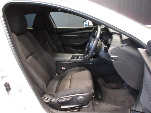 MAZDA3ファストバック XDプロアクティブ 衝突被害軽減システム アダプティブクルーズコントロール オートマチックハイビーム バックカメラ オートライト LEDヘッドランプ Bluetooth ディーゼル(10枚目)