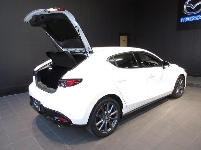 MAZDA3ファストバック XDプロアクティブ 衝突被害軽減システム アダプティブクルーズコントロール オートマチックハイビーム バックカメラ オートライト LEDヘッドランプ Bluetooth ディーゼル(18枚目)