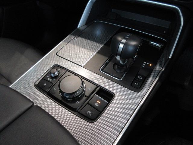 ＣＸ－６０ ＸＤ－ハイブリッド　トレッカー　衝突被害軽減システム　アダプティブクルーズコントロール　全周囲カメラ　オートマチックハイビーム　サンルーフ　４ＷＤ　革シート　電動シート　シートヒーター　バックカメラ　オートライト　ＬＥＤヘッドランプ（12枚目）