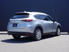 北米仕様の３列シートＳＵＶ「ＣＸ−９」を日本国内向けにリサイズすることで、重量に負けない強靭なボディの多人数ＳＵＶが誕生しました。 2