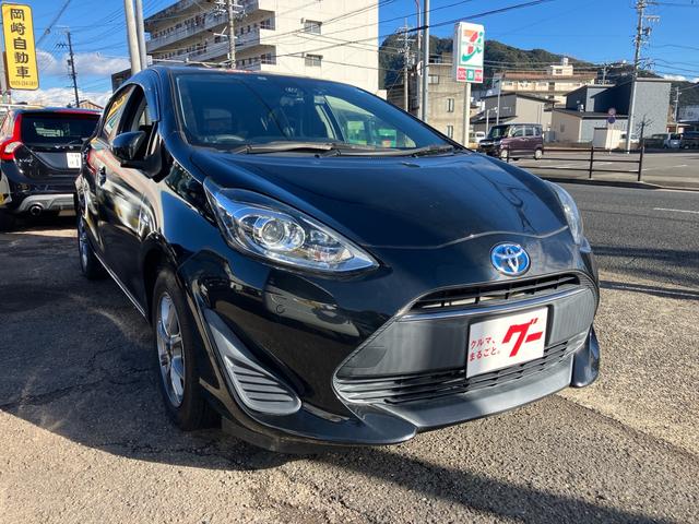 アクア Ｓ　ナビＴＶ　バックカメラ　アイドリングストップ　っキーレス（3枚目）