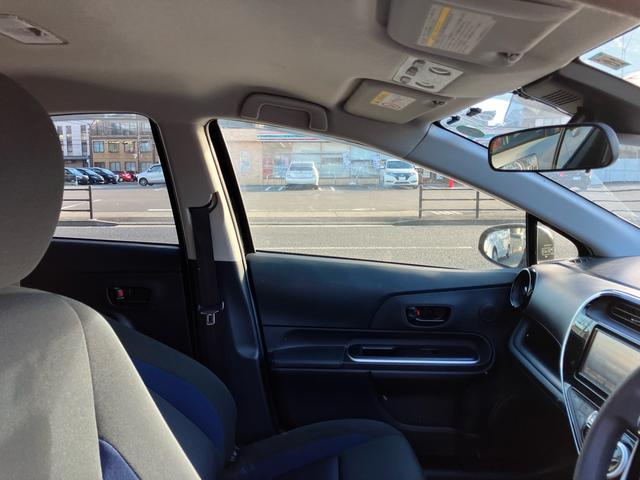 アクア Ｓ　ナビＴＶ　バックカメラ　アイドリングストップ　っキーレス（20枚目）