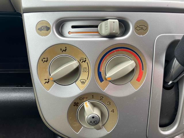 ライフ C C トピック AT ABS CD ミュージックプレイヤー接続可 アルミホイール 衝突安全ボディ エアコン パワーステアリング パワーウィンドウ(5枚目)