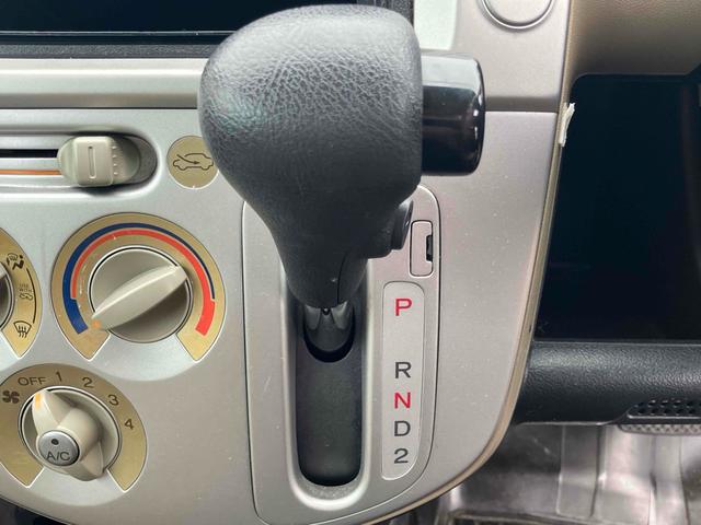 ライフ C C トピック AT ABS CD ミュージックプレイヤー接続可 アルミホイール 衝突安全ボディ エアコン パワーステアリング パワーウィンドウ(6枚目)