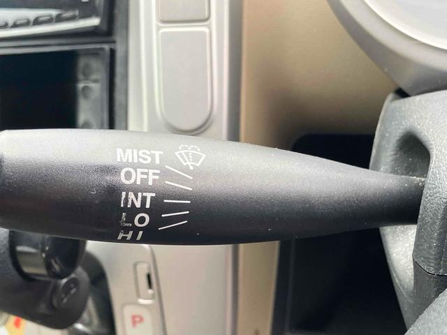 ライフ C C トピック AT ABS CD ミュージックプレイヤー接続可 アルミホイール 衝突安全ボディ エアコン パワーステアリング パワーウィンドウ(7枚目)