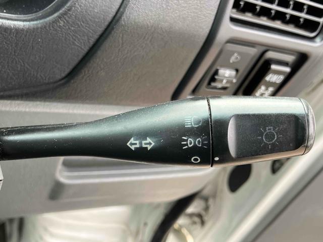 クリッパートラック SD 4WD MT エアコン 運転席エアバッグ(9枚目)