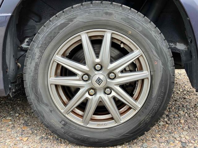 ヴォクシー Ｚ　ナビ　ＴＶ　両側スライド・片側電動　ＨＩＤ　スマートキー　電動格納ミラー　３列シート　ウォークスルー　ＣＶＴ　アルミホイール　ＣＤ　ＤＶＤ再生　ミュージックプレイヤー接続可　Ｂｌｕｅｔｏｏｔｈ（25枚目）