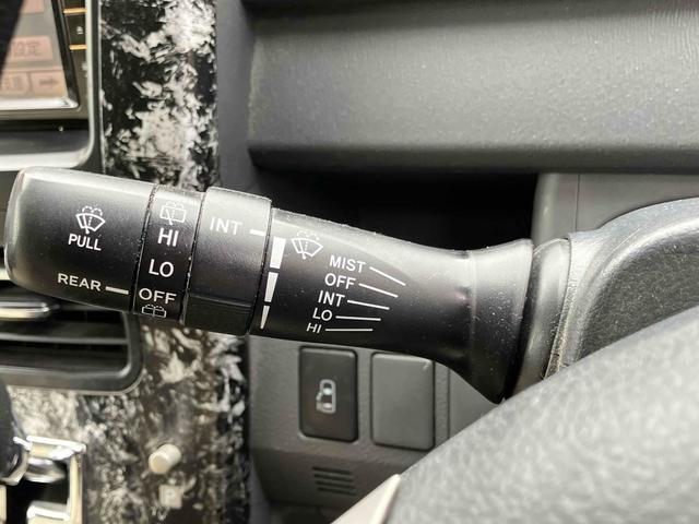 ヴォクシー Ｚ　ナビ　ＴＶ　両側スライド・片側電動　ＨＩＤ　スマートキー　電動格納ミラー　３列シート　ウォークスルー　ＣＶＴ　アルミホイール　ＣＤ　ＤＶＤ再生　ミュージックプレイヤー接続可　Ｂｌｕｅｔｏｏｔｈ（33枚目）