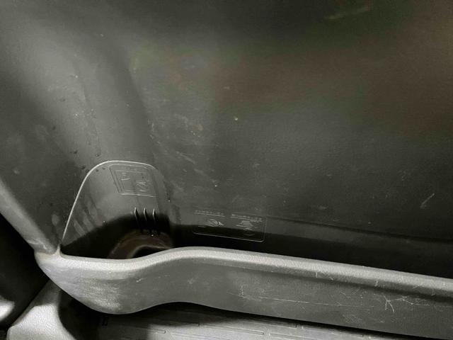 ヴォクシー Ｚ　ナビ　ＴＶ　両側スライド・片側電動　ＨＩＤ　スマートキー　電動格納ミラー　３列シート　ウォークスルー　ＣＶＴ　アルミホイール　ＣＤ　ＤＶＤ再生　ミュージックプレイヤー接続可　Ｂｌｕｅｔｏｏｔｈ（45枚目）