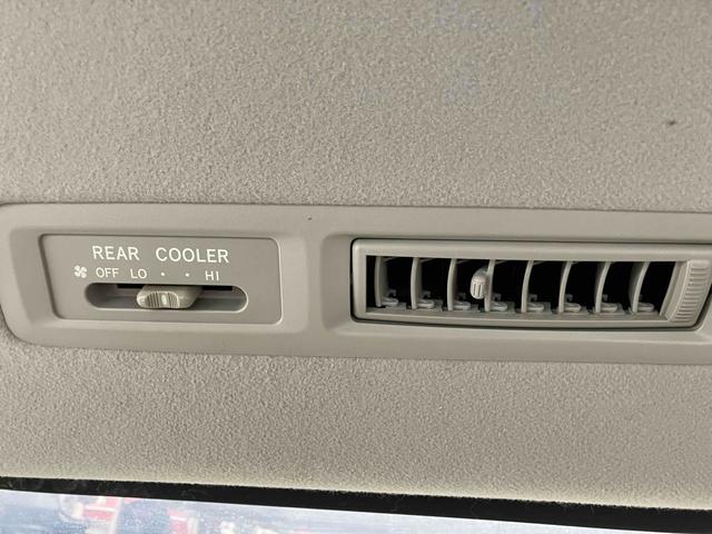 ヴォクシー Ｚ　ナビ　ＴＶ　両側スライド・片側電動　ＨＩＤ　スマートキー　電動格納ミラー　３列シート　ウォークスルー　ＣＶＴ　アルミホイール　ＣＤ　ＤＶＤ再生　ミュージックプレイヤー接続可　Ｂｌｕｅｔｏｏｔｈ（46枚目）