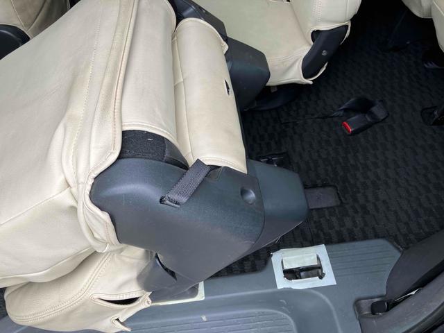 ヴォクシー Ｚ　ナビ　ＴＶ　両側スライド・片側電動　ＨＩＤ　スマートキー　電動格納ミラー　３列シート　ウォークスルー　ＣＶＴ　アルミホイール　ＣＤ　ＤＶＤ再生　ミュージックプレイヤー接続可　Ｂｌｕｅｔｏｏｔｈ（48枚目）