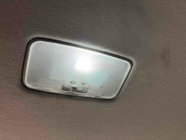 ヴォクシー Ｚ　ナビ　ＴＶ　両側スライド・片側電動　ＨＩＤ　スマートキー　電動格納ミラー　３列シート　ウォークスルー　ＣＶＴ　アルミホイール　ＣＤ　ＤＶＤ再生　ミュージックプレイヤー接続可　Ｂｌｕｅｔｏｏｔｈ（53枚目）