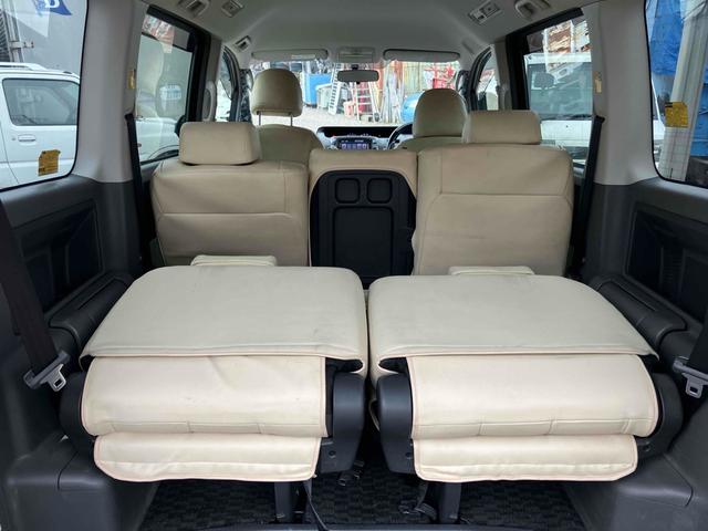 ヴォクシー Ｚ　ナビ　ＴＶ　両側スライド・片側電動　ＨＩＤ　スマートキー　電動格納ミラー　３列シート　ウォークスルー　ＣＶＴ　アルミホイール　ＣＤ　ＤＶＤ再生　ミュージックプレイヤー接続可　Ｂｌｕｅｔｏｏｔｈ（60枚目）