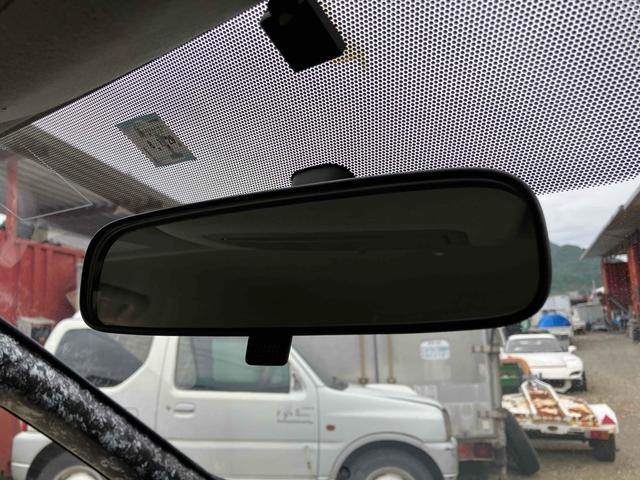 ヴォクシー Ｚ　ナビ　ＴＶ　両側スライド・片側電動　ＨＩＤ　スマートキー　電動格納ミラー　３列シート　ウォークスルー　ＣＶＴ　アルミホイール　ＣＤ　ＤＶＤ再生　ミュージックプレイヤー接続可　Ｂｌｕｅｔｏｏｔｈ（71枚目）