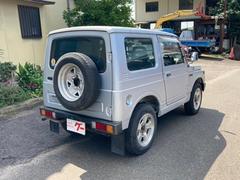 アルコール消毒や三密をつくらない等のウイルス対策を施しております。お客さま・スタッフを守るため、安心してご来店できるお店づくりを心がけております。 2