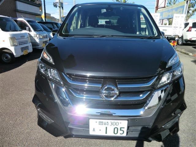 セレナ ハイウェイスター　後席モニター　両側電動スライドドア　バックカメラ　クルーズコントロール　ウォークスルー　後席エアコン（5枚目）