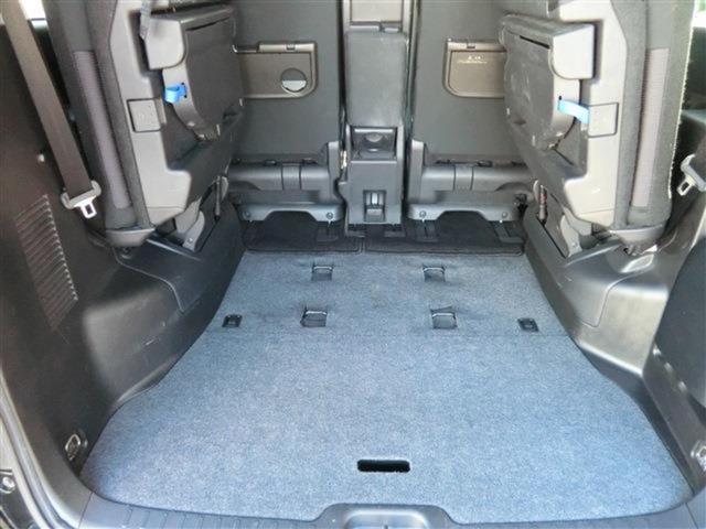 セレナ ハイウェイスター　後席モニター　両側電動スライドドア　バックカメラ　クルーズコントロール　ウォークスルー　後席エアコン（31枚目）