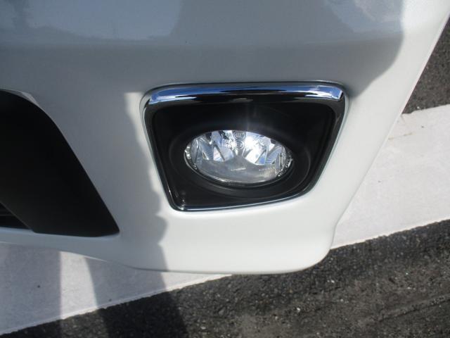 エブリイワゴン ＰＺターボスペシャル　２ＷＤ、スマートキー、衝突防止機能、車線逸脱警報、プッシュスタート、アイドリングストップ、両側スライドドア、ステアリングスイッチ、オートエアコン、オートライト、コーナーセンサー（9枚目）