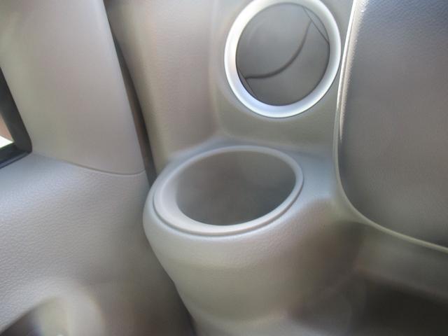 エブリイワゴン ＰＺターボスペシャル　２ＷＤ、スマートキー、衝突防止機能、車線逸脱警報、プッシュスタート、アイドリングストップ、両側スライドドア、ステアリングスイッチ、オートエアコン、オートライト、コーナーセンサー（36枚目）