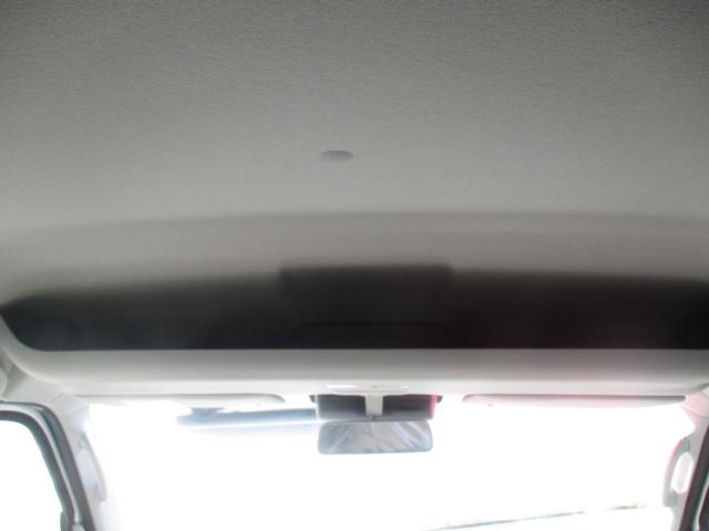 エブリイワゴン ＰＺターボスペシャル　２ＷＤ、スマートキー、衝突防止機能、車線逸脱警報、プッシュスタート、アイドリングストップ、両側スライドドア、ステアリングスイッチ、オートエアコン、オートライト、コーナーセンサー（38枚目）