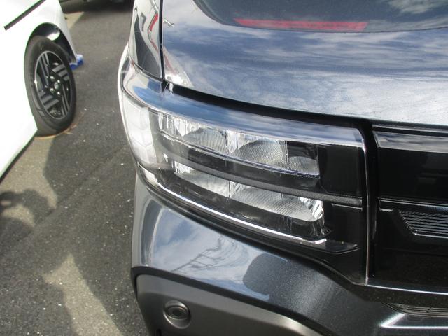 タント ファンクロスリミテッド　スマートキー、衝突防止機能、ステアリングスイッチ、オートライト、オートエアコン、両側電動スライドドア、ＬＥＤヘッドライト、アイドリングストップ、プッシュスタート、（5枚目）