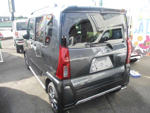 タント ファンクロスリミテッド　スマートキー、衝突防止機能、ステアリングスイッチ、オートライト、オートエアコン、両側電動スライドドア、ＬＥＤヘッドライト、アイドリングストップ、プッシュスタート、（14枚目）