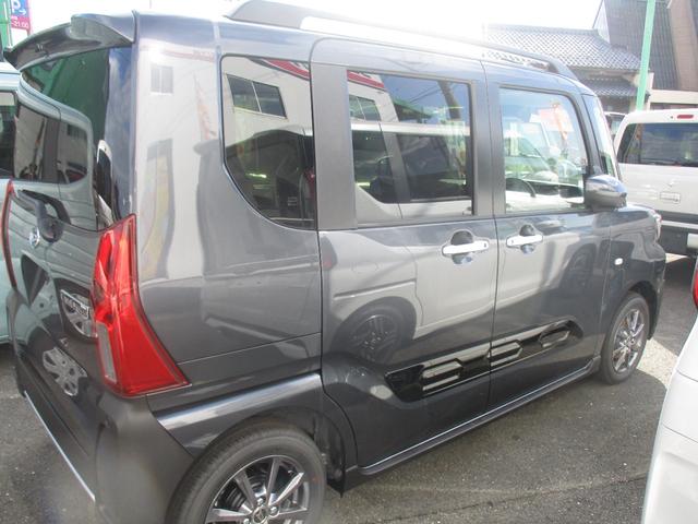 タント ファンクロスリミテッド　スマートキー、衝突防止機能、ステアリングスイッチ、オートライト、オートエアコン、両側電動スライドドア、ＬＥＤヘッドライト、アイドリングストップ、プッシュスタート、（16枚目）