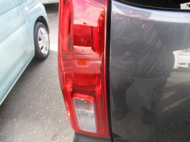 タント ファンクロスリミテッド　スマートキー、衝突防止機能、ステアリングスイッチ、オートライト、オートエアコン、両側電動スライドドア、ＬＥＤヘッドライト、アイドリングストップ、プッシュスタート、（17枚目）