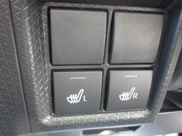 タント ファンクロスリミテッド　スマートキー、衝突防止機能、ステアリングスイッチ、オートライト、オートエアコン、両側電動スライドドア、ＬＥＤヘッドライト、アイドリングストップ、プッシュスタート、（33枚目）