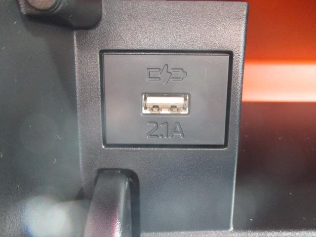 タント ファンクロスリミテッド　スマートキー、衝突防止機能、ステアリングスイッチ、オートライト、オートエアコン、両側電動スライドドア、ＬＥＤヘッドライト、アイドリングストップ、プッシュスタート、（37枚目）