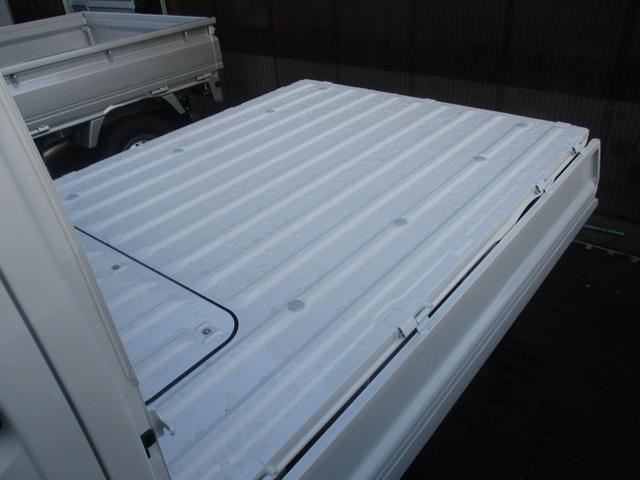 ハイゼットトラック スタンダード　オートライト、ダイハツスマアシ搭載車、レーンアシスト、４ＷＤ、ハロゲンヘッドライト、オートマチックハイビーム、届出済未使用車、走行距離５キロ（19枚目）